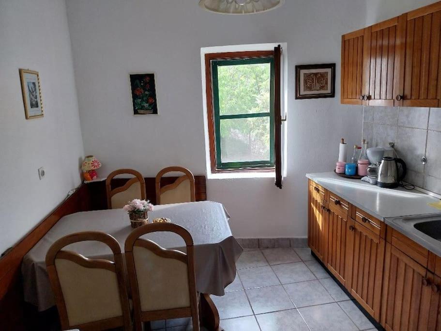 Art House Old Village Jesenice  Ngoại thất bức ảnh