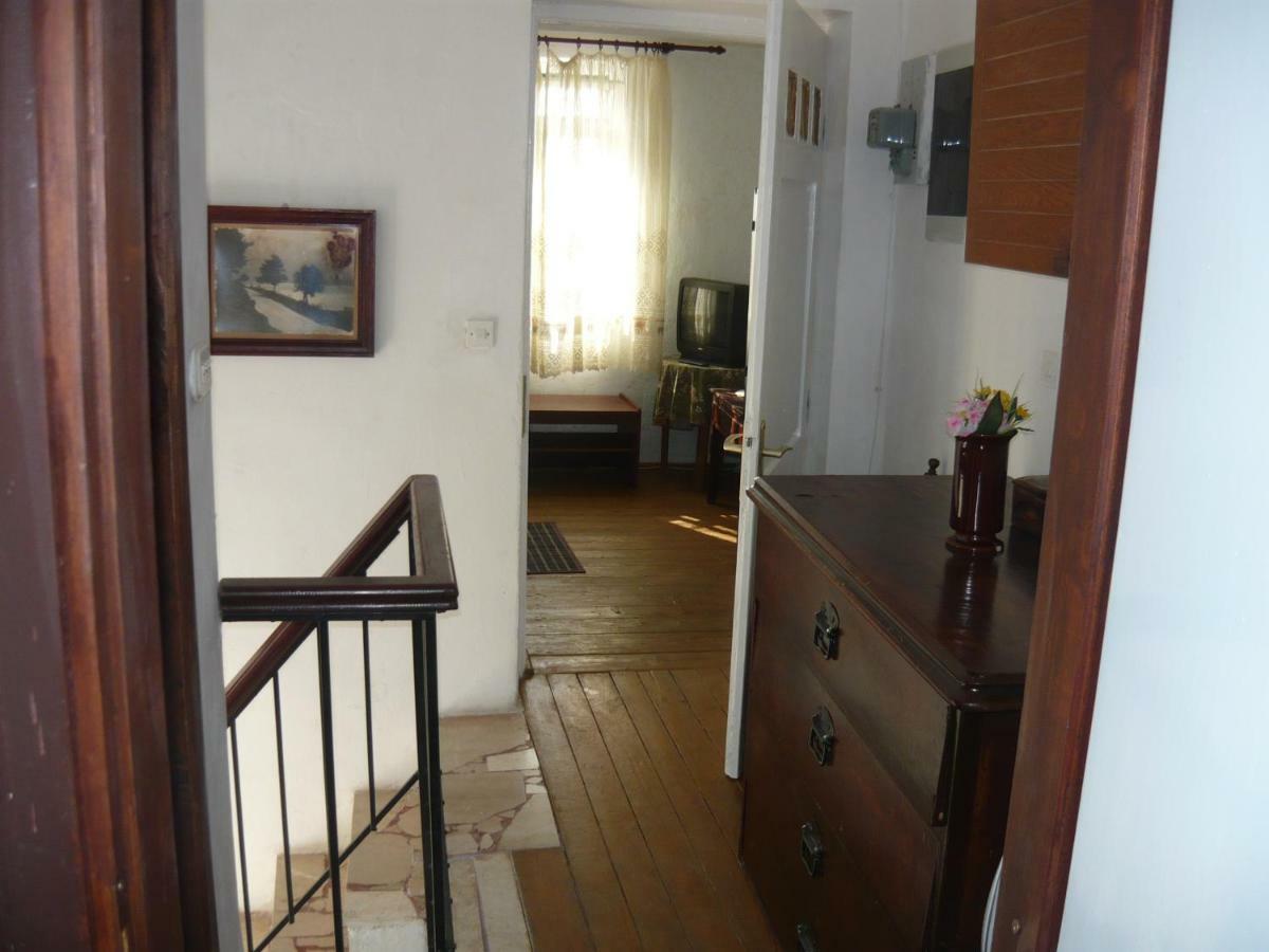 Art House Old Village Jesenice  Ngoại thất bức ảnh